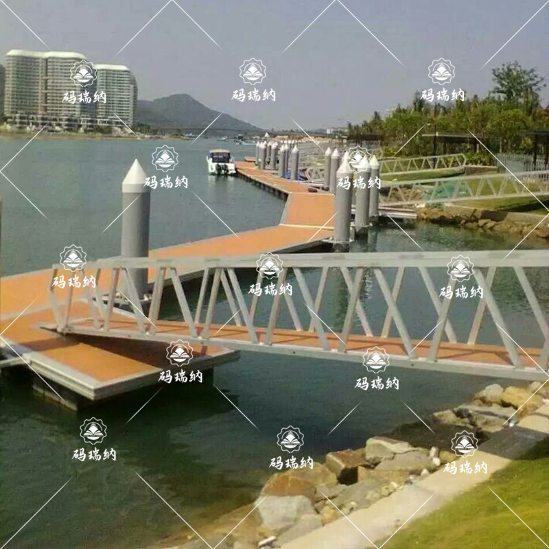 海南萬寧神州半島水上浮橋